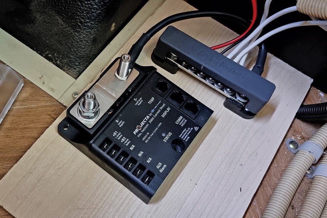 12V Guru: Using a shunt to get accurate battery readings - Caravan World Australia