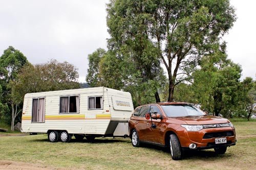 Mitsubishi Outlander AWD Aspire Review - Caravan World Australia