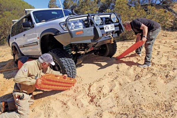 Recovery gear mega-test - Caravan World Australia