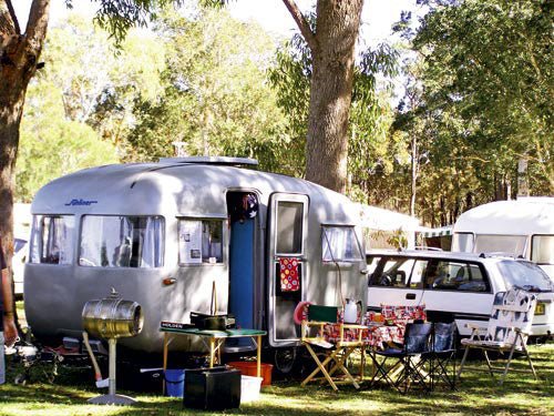 1958 - a  vintage year for the  Sunliner - Caravan World Australia