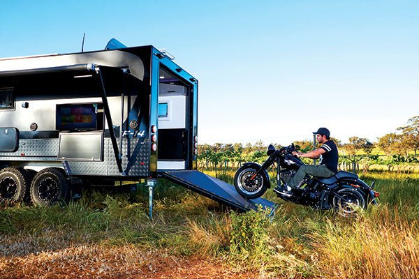 AL-KO's Best Aussie Vans 2017: Dreamseeker F-14 Tomcat Review - Caravan World Australia