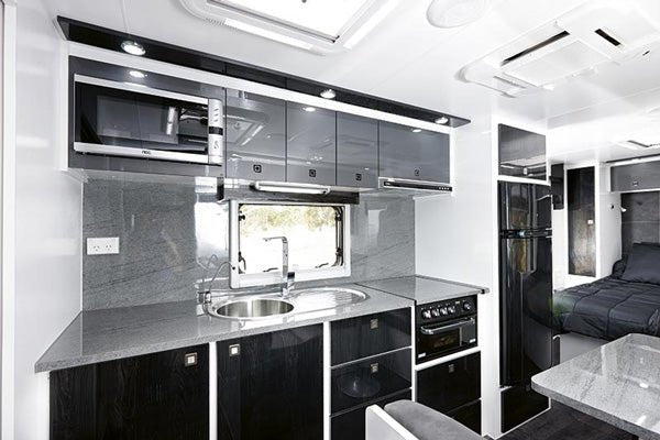 AURA EARTH SERIES: REVIEW - Caravan World Australia