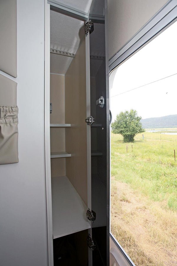 AVIDA ESPERANCE 50TH ANNIVERSARY B7943: REVIEW - Caravan World Australia