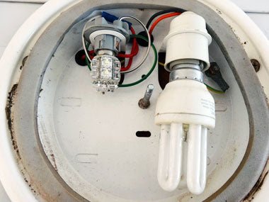 BLOG: GOOD SERVICE GIVES US A LIFT - Caravan World Australia