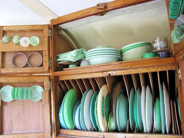 BLOG: VINTAGE VAN CROCKERY - Caravan World Australia