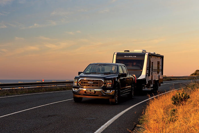 Caravan review: Jayco Silverline Outback 21.65-3 - Caravan World Australia