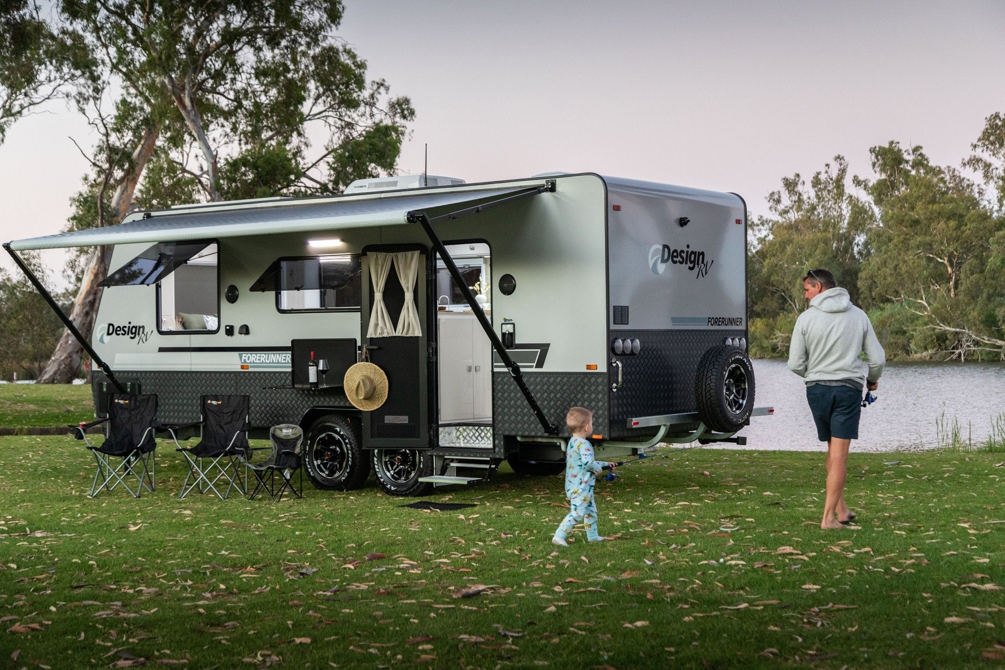 Design RV Forerunner V5-2 Reviewed at Caravan of the Year 2022 ...