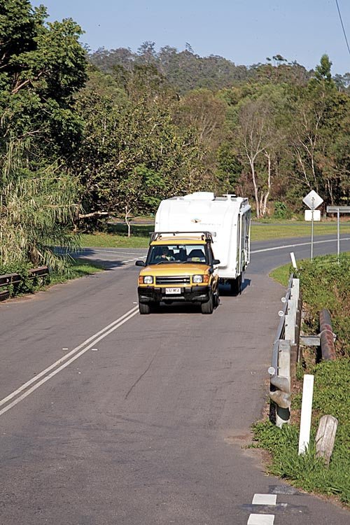FIVE TOW VEHICLES FOR UNDER $10,000 - Caravan World Australia