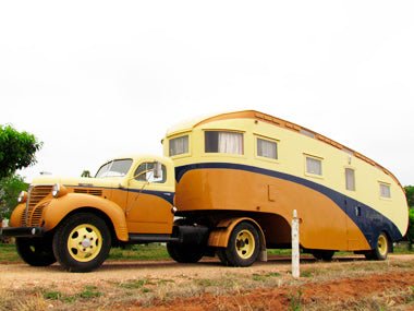 From the Road: 1940s "Big Rig" Fifth Wheeler - Caravan World Australia