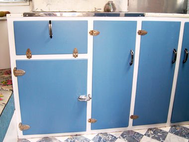 From the Road: Vintage Ice Chest Conversion - Caravan World Australia