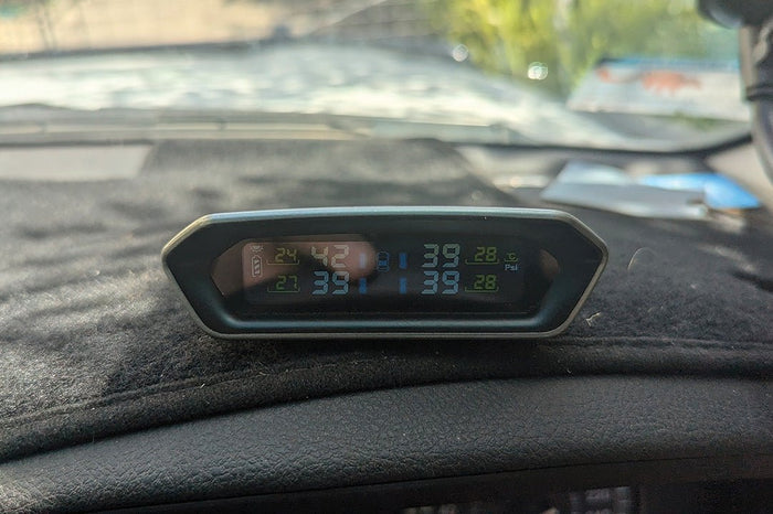 Gear review: Oricom TPS10 Tyre Pressure Monitoring System - Caravan World Australia