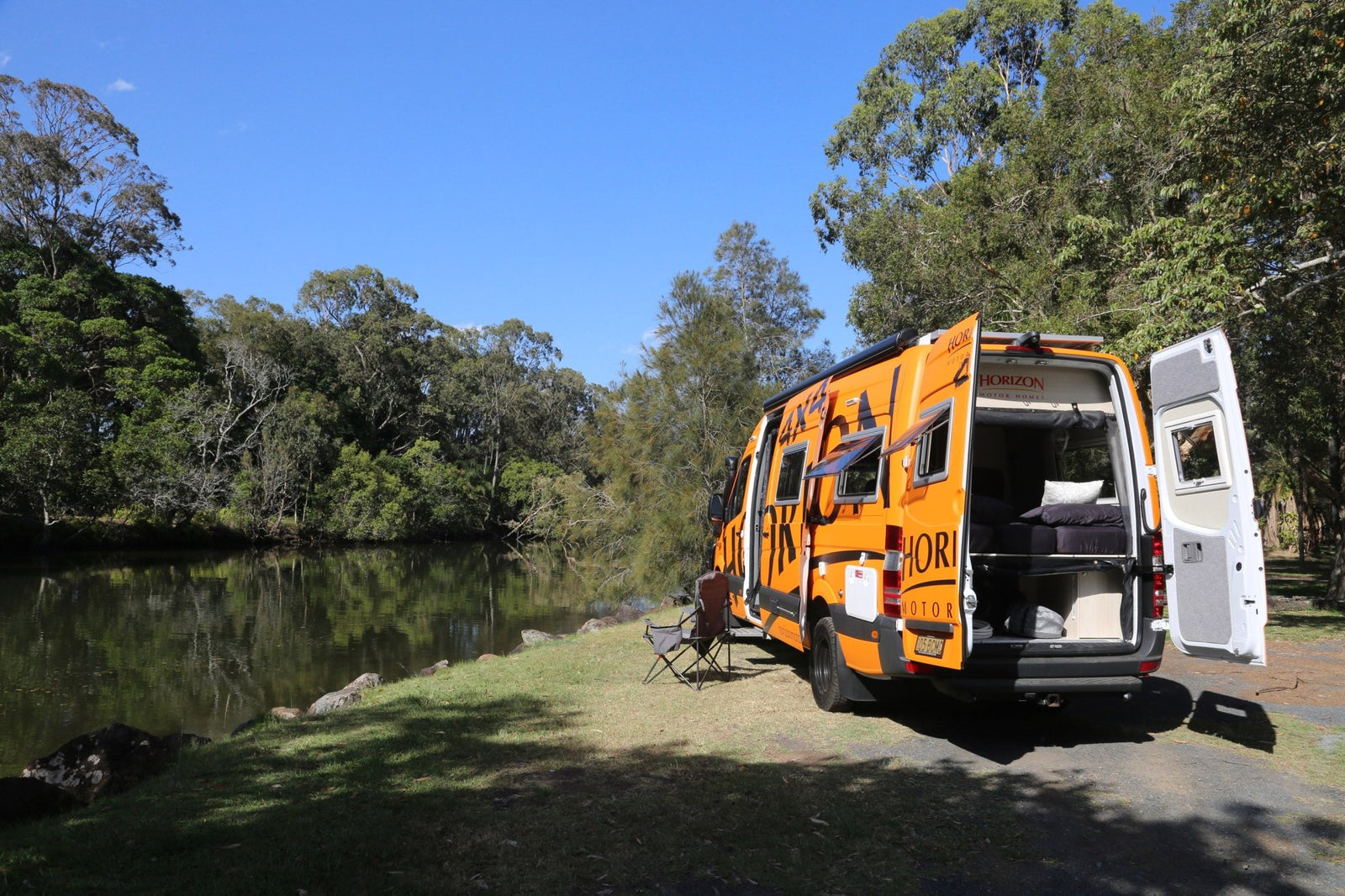 Horizon Waratah 4x4 motorhome - Caravan World Australia