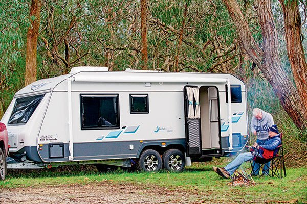 Jurgens Lunagazer J2403: 2016 Review - Caravan World Australia