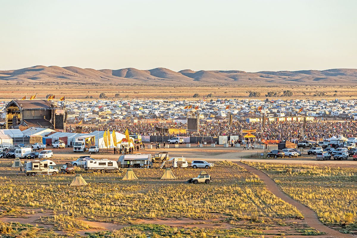 Mundi Mundi Bash at Broken Hill — Australia's biggest caravan park ...