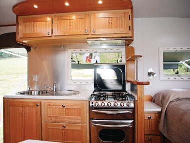 Outback RVs Overlander caravan - Caravan World Australia