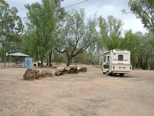 Respect roadside rest areas: CMCA - Caravan World Australia