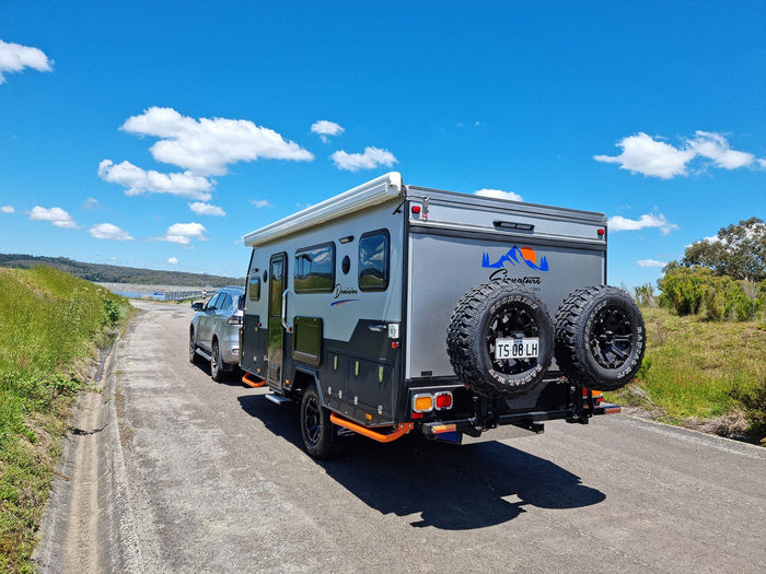 Review: Signature Dominion Hybrid - Caravan World Australia