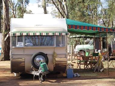 Saturday Spotlight: Table Service - Caravan World Australia