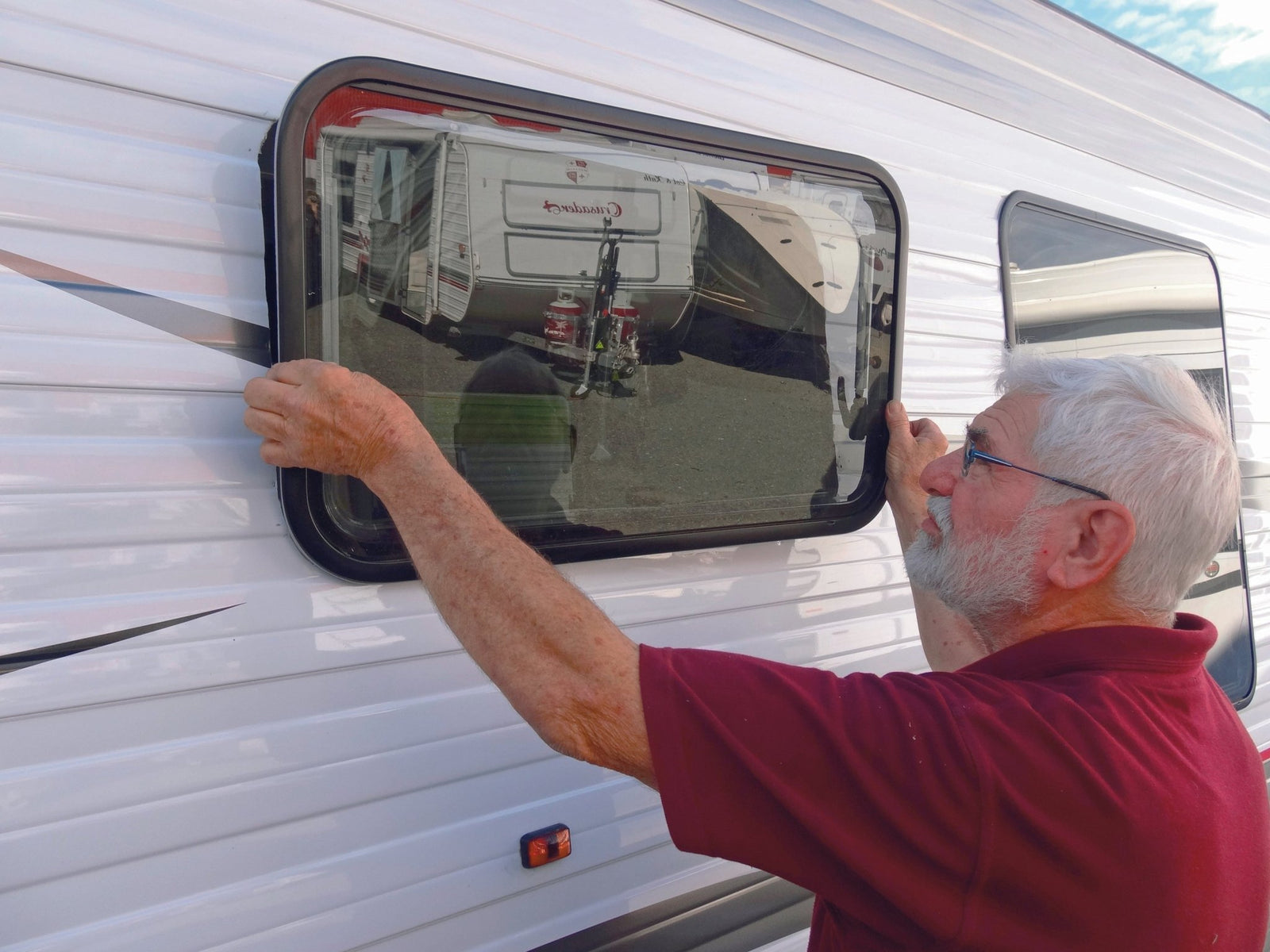 Seal a window - Caravan World Australia