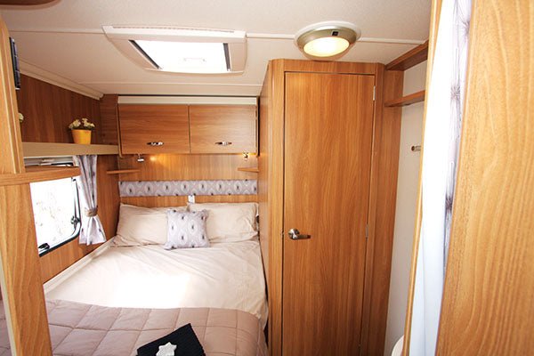 Swift Explorer: Review - Caravan World Australia