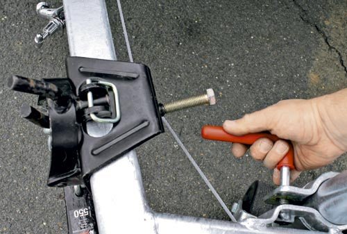 TECH & TOWING: HITCHING YOUR CARAVAN - Caravan World Australia