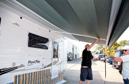 TIPS: HOW TO SET UP AN ANNEXE - Caravan World Australia