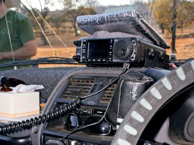 Tips: UHF radio essentials - Caravan World Australia
