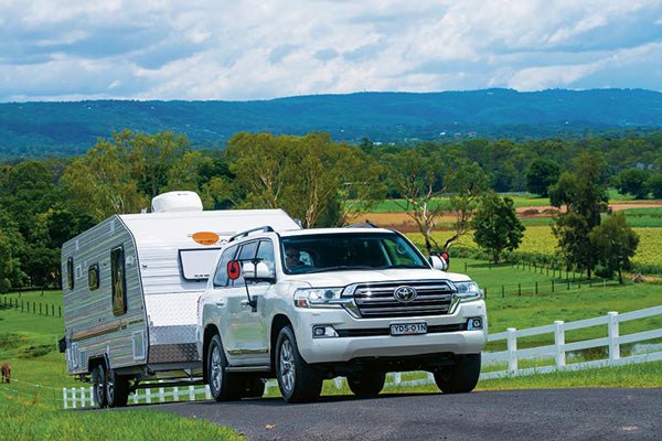 Toyota LandCruiser 200 Series Sahara: Towing - Caravan World Australia