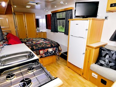 Trakmaster Nullarbor caravan review - Caravan World Australia