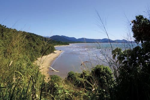 TRAVEL: INNISFAIL, QLD - Caravan World Australia