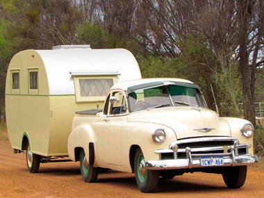Vintage vans: A question of colour - Caravan World Australia