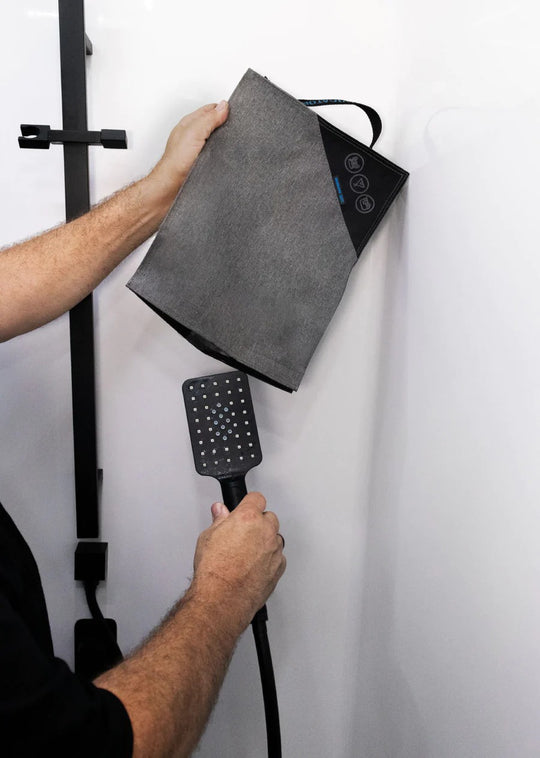 Navigator - SHOWER HEAD & TRAILER PLUG BUDDY