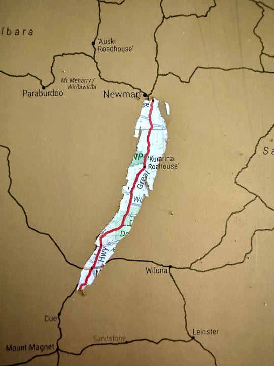 Hema's Australia Scratch Map - Hema Maps - 9781922668929 - Caravan World